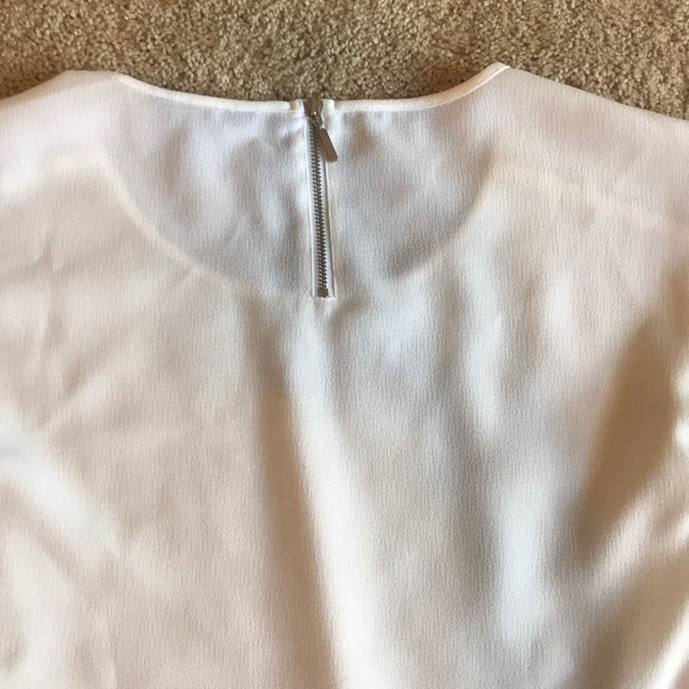 Express White Top - Picture 3 of 3